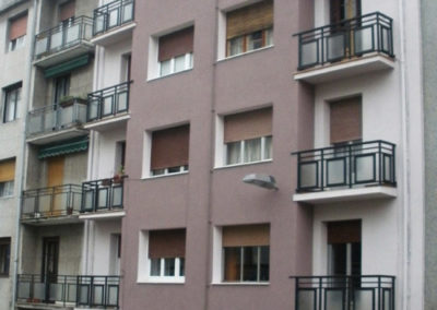 Rehabilitación de la fachada térmicamente (Sistema SATE) en Bista Eder 15, Eibar (Gipuzkoa)