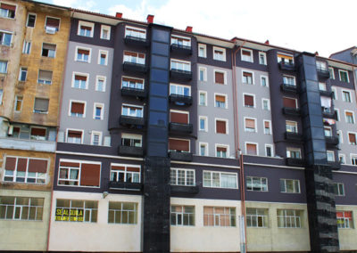 Instalación de ascensor en Isasi 28, Eibar, Gipuzkoa